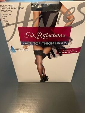 Hanes Silk Reflections Lace Top Thigh Highs -Jet Black size EF